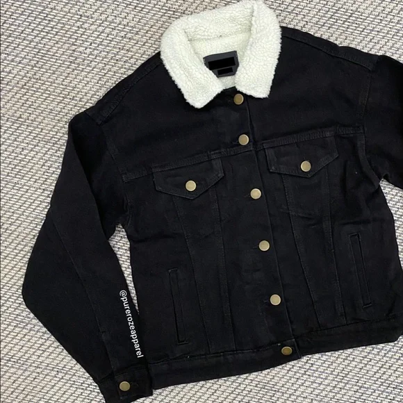 LAST ONE SIZE SMALL Black denim jacket plush lining jean jacket - Picture 4 of 5